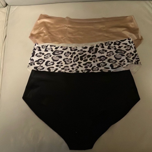 Victoria's Secret Other - Victoria’s Secret Hiphugger Classic No Panty Line Panties